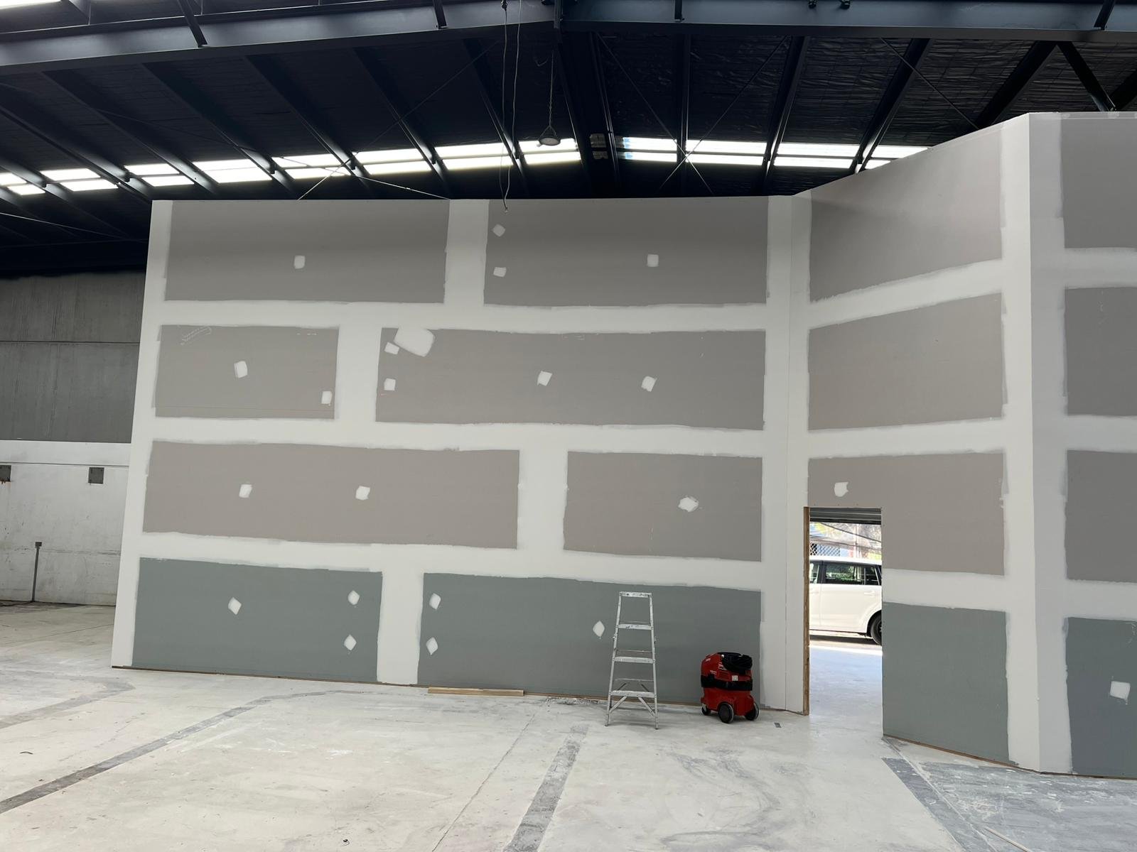 Commercial plastering